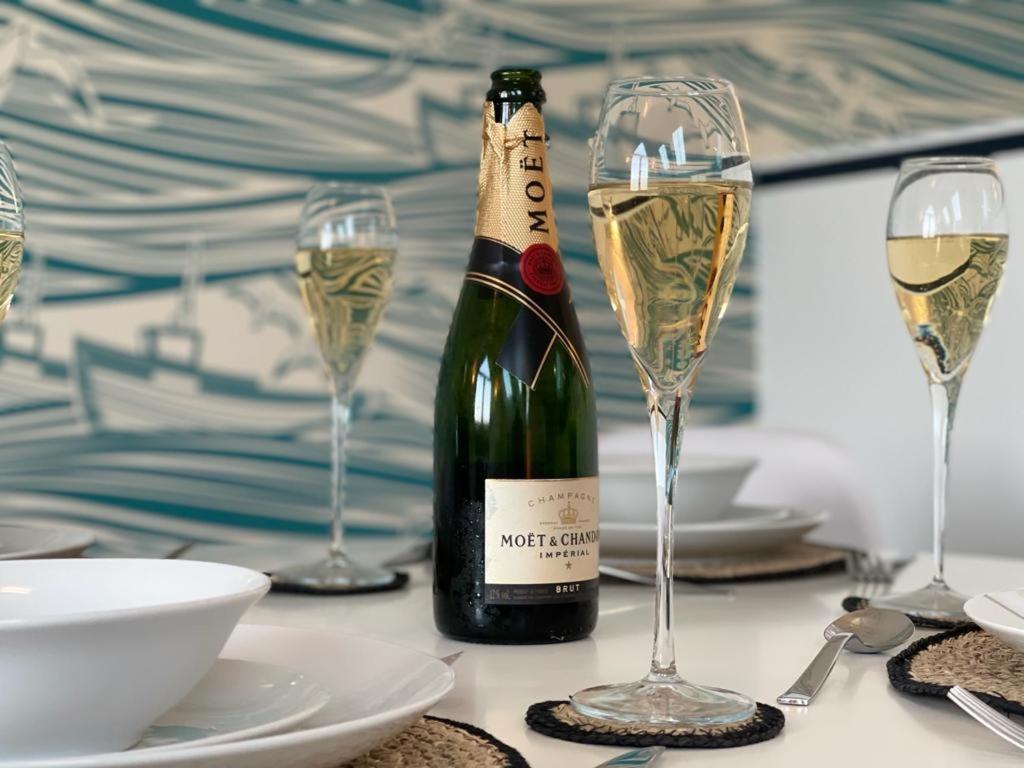 The Bunker-Luxe Central Falmouth Getaway With Stunning Sea Views Экстерьер фото