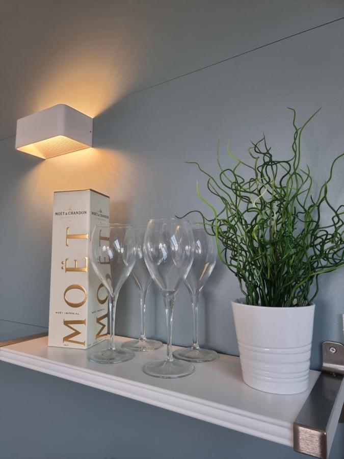 The Bunker-Luxe Central Falmouth Getaway With Stunning Sea Views Экстерьер фото