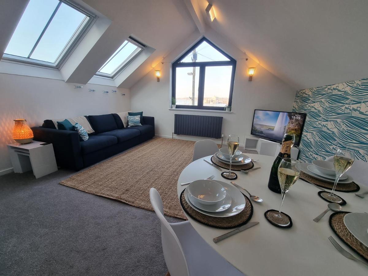 The Bunker-Luxe Central Falmouth Getaway With Stunning Sea Views Экстерьер фото